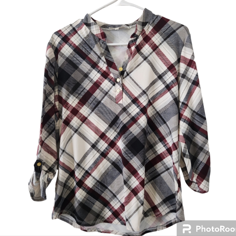 NEW quarter sleeve shirt
